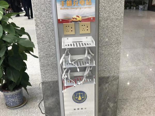 深圳房產(chǎn)律師來(lái)講講開發(fā)商將車位出售給非小區(qū)業(yè)主是否有據(jù)可依